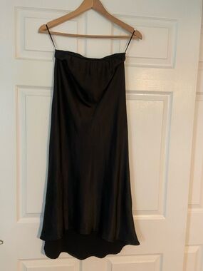 Petal & Pup Black Satin Skirt Size 4